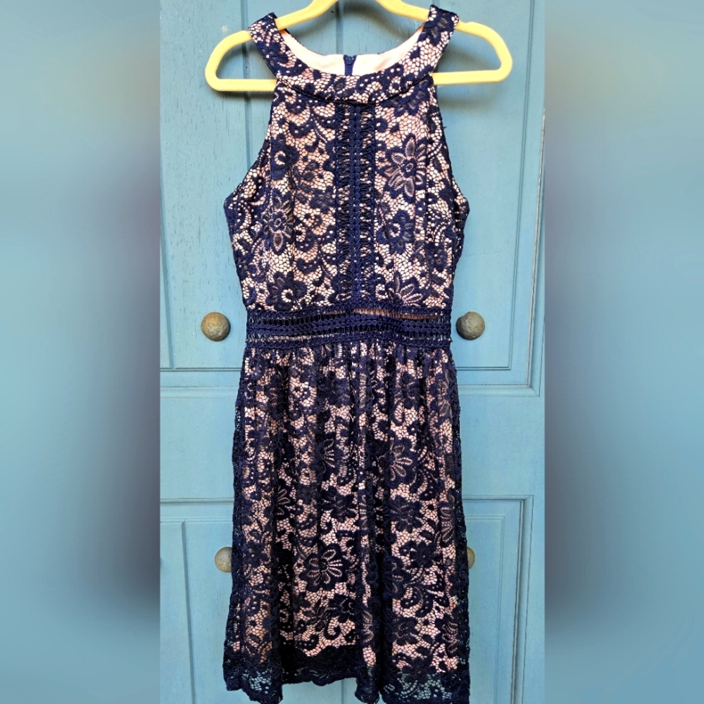 By & By Junior's Halter Lace Dress Size 0